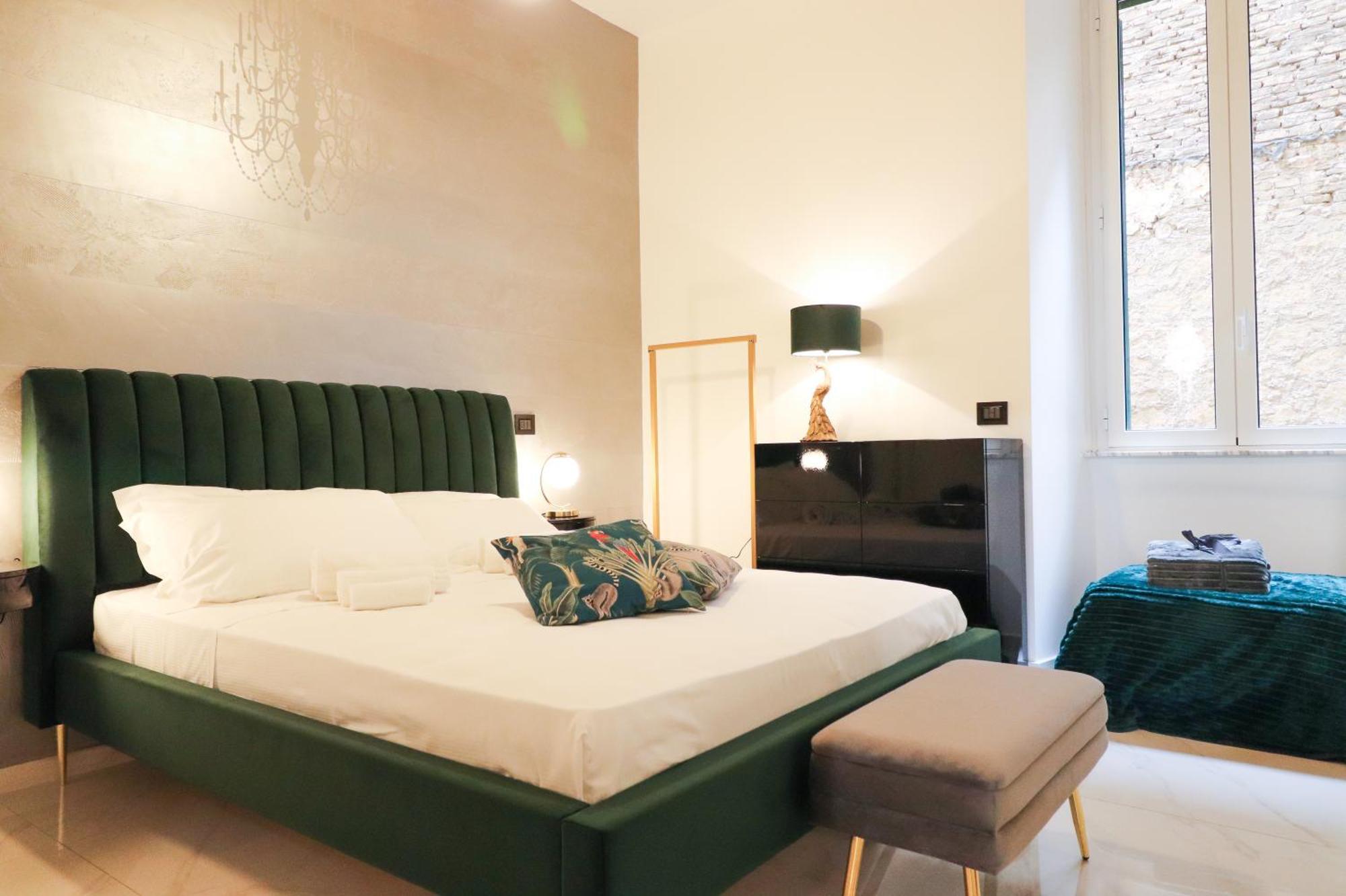 Flora- Loft Luxury - Tra Colosseo E Santa Maria Maggiore - Metro Appartamento *