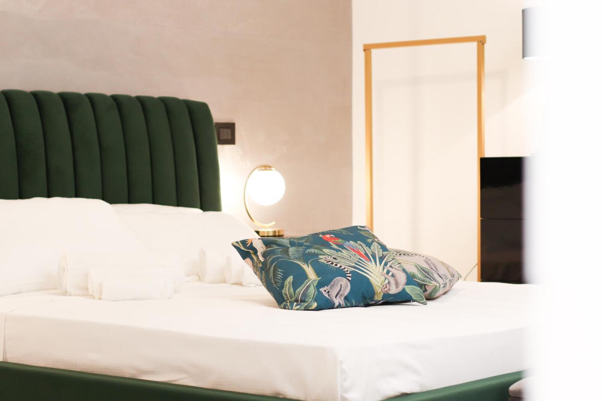 Flora- Loft Luxury - Tra Colosseo E Santa Maria Maggiore - Metro Appartamento