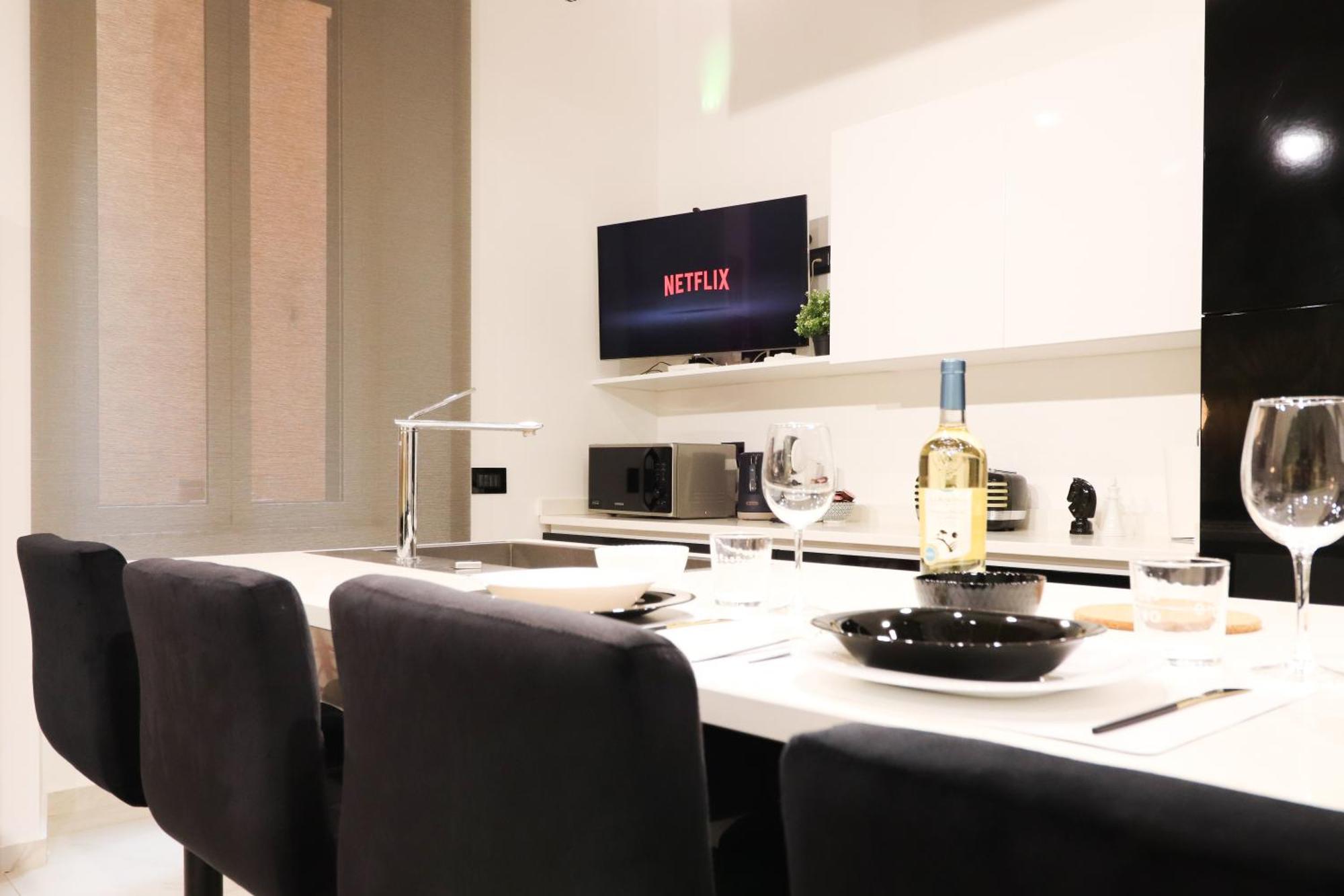 Flora- Loft Luxury - Tra Colosseo E Santa Maria Maggiore - Metro Appartamento
